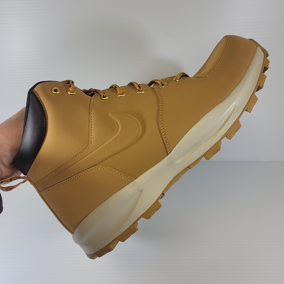 mens nike manoa boots size 13
